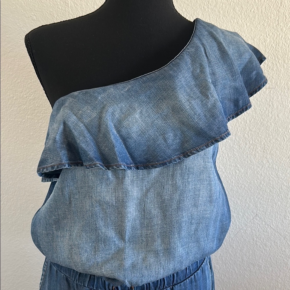 Anthropologie Miami Ruffled One Shoulder Jumpsuit Shaded Chambray Size Medium - Picture 5 of 8